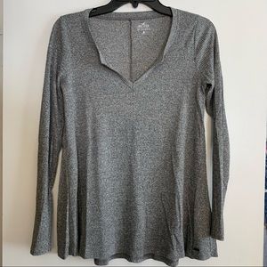 Ribbed notch neck top